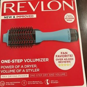 Revlon One-Step Hair Dryer And Volumizer Hot Air Brush Mint New In Box